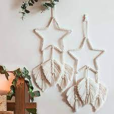 Maybe you would like to learn more about one of these? Amazon Com 2pcs Macrame Wall Hanging Feather Boho Chic Handmade Woven Leaf Tassels Decoration Bohemian Apartment Decorations Woven Wall Decor Art Home Kitchen
