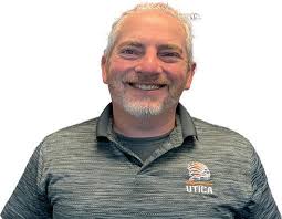 Arrow 2023 Issue 3 by uhsarrow