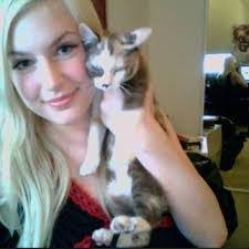 Linda Osman's Instagram, Twitter & Facebook