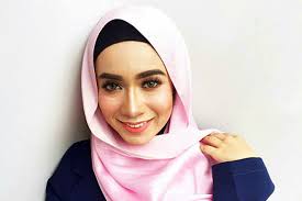 Download mp3 amira othman mimpi indah dan video mp4 gratis. Amira Othman Tampil Dengan Single Ketiga Media Permata Online