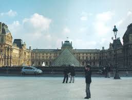 Maybe you would like to learn more about one of these? Hirohiko On Twitter Hirohiko Araki At The Louvre Museum From Rohan Au Louvre Japanese Edition