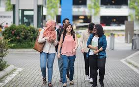 Currently, there are 11 foreign branch campuses in malaysia. School Of Science Monash University Malaysia
