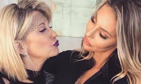 Olivia Newton-Johns dotters rörande ord om stjärnan