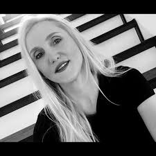 Author: Anna Spencer @annaspencerart Who are the Roglins? Do you know?  -They're hidden in the grass below. But no one knows and no one dare...  I'll make sure you will be aware!