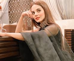 Komal meer was born in 1998 in pakistan. Komal Meer Proves Why She Is The Most Promising New Face In Lollywood Pictures Lens