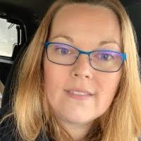 Sarah Brink's Instagram, Twitter & Facebook