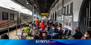 Kalau nak tengok kesemuanya di panggung wayang , memang boleh habis separuh gaji. Bukan Untuk Mudik Kereta Jarak Jauh Tetap Beroperasi 6 17 Mei 2021 Halaman All Kompas Com