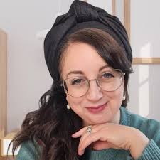 Murakami and Arendt.