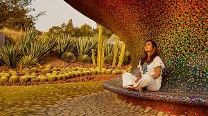 Alojarte en ella es la única manera de visitarla, pues no está abierta al. El Nido De Quetzalcoatl Una Casa De Serpientes Rebosante De Cultura Airbnb