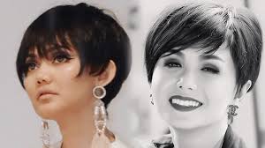 Oktober 13, 2008 admin 1 tinggalkan komen. Pamer Rambut Pendek Rina Nose Disebut Mirip Banget Dengan Yuni Shara Pangling Tribunstyle Com