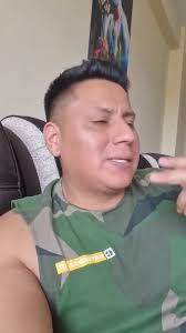 EL BANCO UNIÓN JUNTO AL EJÉRCITO DEBERÍAN IMPLEMENTAR "OFICINAS MÓVILES".  ES MUY LAMENTABLE VER A PERSONAS DE LA TERCERA EDAD EN ESTA SITUACIÓN. 😪  #LaPaz #Achacachi