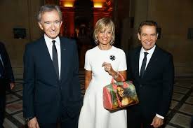 They married in 2002 and went on to have six children: Jeff Koons Those Wild Years Yanggallery
