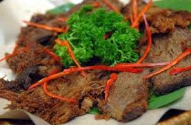 Revo akan memasak empal gepuk bersama kevindra prianto. Tips Membuat Daging Gepuk Yang Empuk Gurih Dan Lezat Di Rumah Royal Tumpeng