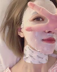 今晚✈️ 🇰🇷BB LAB膠原蛋白粉一罐30包🔥連續2年韓國健康食品第一位全智賢&允兒，兩位超級女神代言跟住女神一齊食，保持水嫩Q彈肌