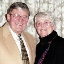 Ellie Moe's Instagram, Twitter & Facebook