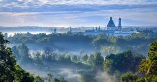 Небольшой город истра находится в ближнем подмосковье. Gorod Istra Zhile V Okruzhenii Prirody I Dostoprimechatelnostej