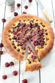 Tarte Briochee Aux Fruits Rouges Paprikas Recettes De Cuisine Brioche Cuisine Et Boissons