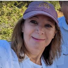 Mornings, I'm not a Wella stockist, please advise if I can order Blondor  from an independent supplier in Bedfordview/Edenvale area? Thnx