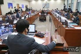 다만 다운계약서 작성 자체에 대해서는 불찰이었다며 사과했다. Qqtc7sayyob18m