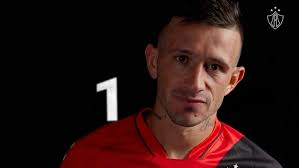 Atlas reveló el nuevo dorsal de Brian el 'Huevo' Lozano