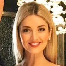 Elena Lott's Instagram, Twitter & Facebook