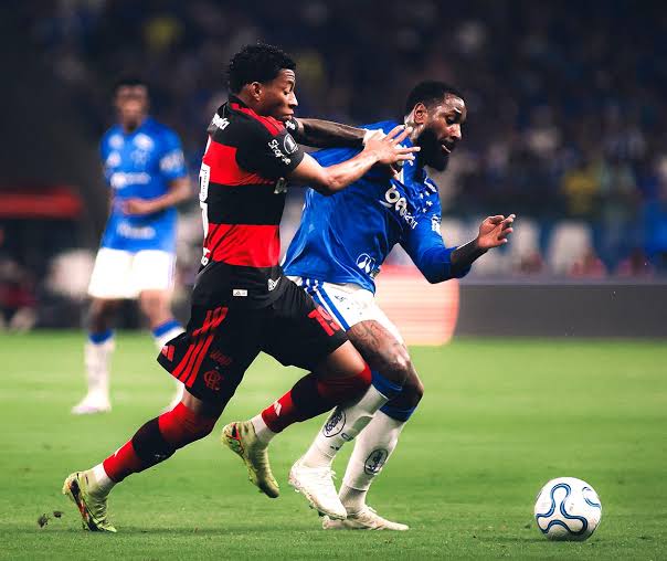 Flamengo reage no segundo tempo e empata com o Cruzeiro pela Libertadores - AG&Ecirc;NCIA ESPORTE
