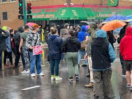 Federal raid stirs debate on Minneapolis' limits on assistance to ICE -  Axios Twin Cities