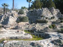 Catalunya en miniatura cuenta con distintos salones de capacidades variadas para que cada pareja elija el que mejor se adapte a sus necesidades. Montserrat En Catalunya En Miniatura Mapio Net