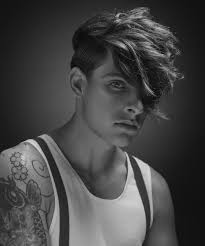 💡 in questo video tutorial ti presento un taglio medio lungo, molto dinamico e moderno con un ciuffo versatile.buona v. Taglio Capelli Medio Lunghi Uomo Inverno 2015 2016