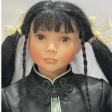 ARTIST DOLL PORCELAIN