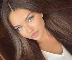 1000 Images About Girls On We Heart It See More About Girl Makeup And Beauty In 2021 Dark Hair Light Eyes Dark Hair Light Hair