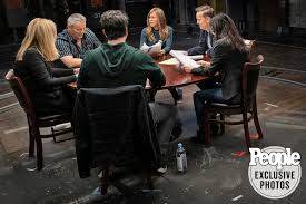 Director 'friends' reunion shoot apparently underway as matthew perry makes revealing instagram post 10 april 2021 | deadline. Friends Reunion Photos People Com
