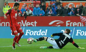 Check spelling or type a new query. Brann Sandefjord 16 Mai 2017 21 Foto Njal Arnar Jo Flickr