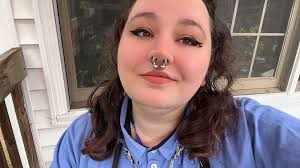 Hello again, just loving my 4g septum stretch and feeling confident. Hope  you all are having an awesome evening. Next piercings will be a double  nostril, a vertical labret, and my ears (