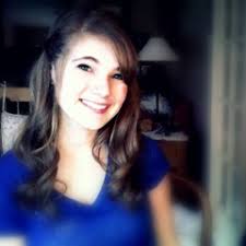 Lisa Uehlein's Instagram, Twitter & Facebook