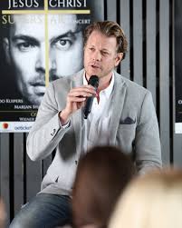 Mark Seibert als Pontius Pilatus: Er gehört zu den profiliertesten  Musicalstars des deutschsprachigen Raums. In Wien konnte man ihn in den  letzten zwei Jahrzehnten in vielen Klassiker wie u.a. in „Elisabeth“, „Tanz