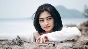 Nathalie holscher instagramatnathalieholscher kini, kehamilan ibu tiri rizky febian itu sendiri sudah mau memasuki tiga bulan. Profil Lengkap Nathalie Holscher Istri Baru Sule Yang Terpaut Usia 17 Tahun Halaman All Tribun Batam