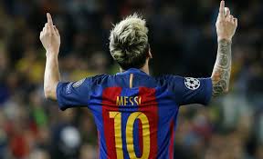 Lionel messi of barcelona shows off his new tattoo as he takes part in a training session. Messi Has A New Tattoo Of His Wife Antonella S Lips Next To His Groin