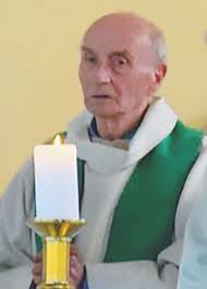 In Edicola sul Fatto Quotidiano del 27 Luglio: Pregiudicato Isis, ma  libero: sgozza il prete sull'altare