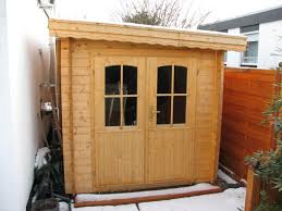 Aktion Marz 2018 Blockbohlenhaus Mit Eckuberstand 2 550 00 Statt 2 723 93 Pultdach Wandstarke 28 Mm Nord Fichte Block Haus Vinyl Parkett Gartenhaus