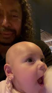 felices 7 meses princesa gaby 🌹💚