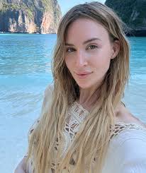 Sterling Quinn (@quinnofnewyork) • Instagram photos and videos