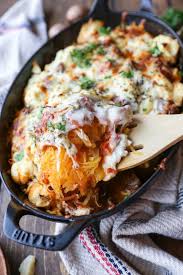Mushroom Bolognese Spaghetti Squash Casserole A Comforting Vegetarian Meal Theroastedroo Vegetarian Casserole Vegetarian Recipes Vegetarian Recipes Healthy