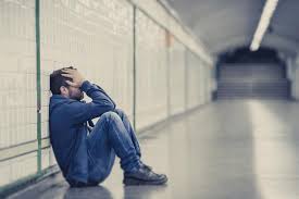 7 أضرار صحية يسببها الحزن الكونسلتو