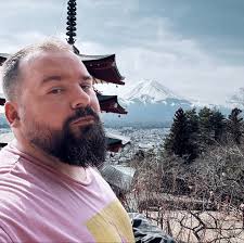 Last night with my best friend @stellawhalley. Photo taken by Mark Woods.