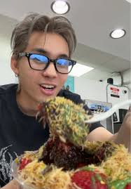 Dubai Strawberries Hawaii