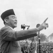 Demokrasi terpimpin adalah satu dari sekian demokrasi yang dikenal dalam pemerintahan di indonesia. Mimpi Buyar Ekonomi Terpimpin Historia