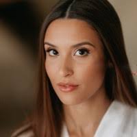 2300+ "Beatriz Beatriz" profiles