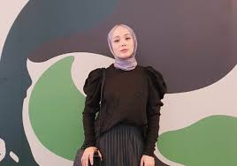 | vivy yusof i'm such an advocate for couples to have. Individu Lancar Petisyen Desak Vivy Yusof Letak Jawatan Kini Raih Hampir 200k Tandatangan