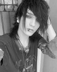 Johnnie Hope's Instagram, Twitter & Facebook